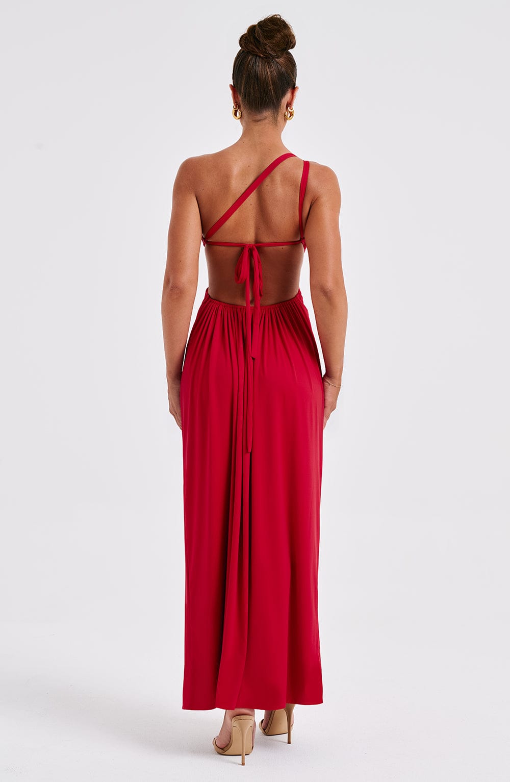 Lavinque Dress Robe Rouge Fendue | Asymétrique | Glamour et Moderne