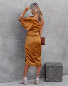 Lavinque Dress Robe Satinée Asymétrique | Élégante | Fluide et Sophistiquée