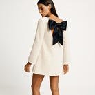 Lavinque Dress Robe Trapèze Écrue | Nœud Noir au Dos | Élégance Minimaliste