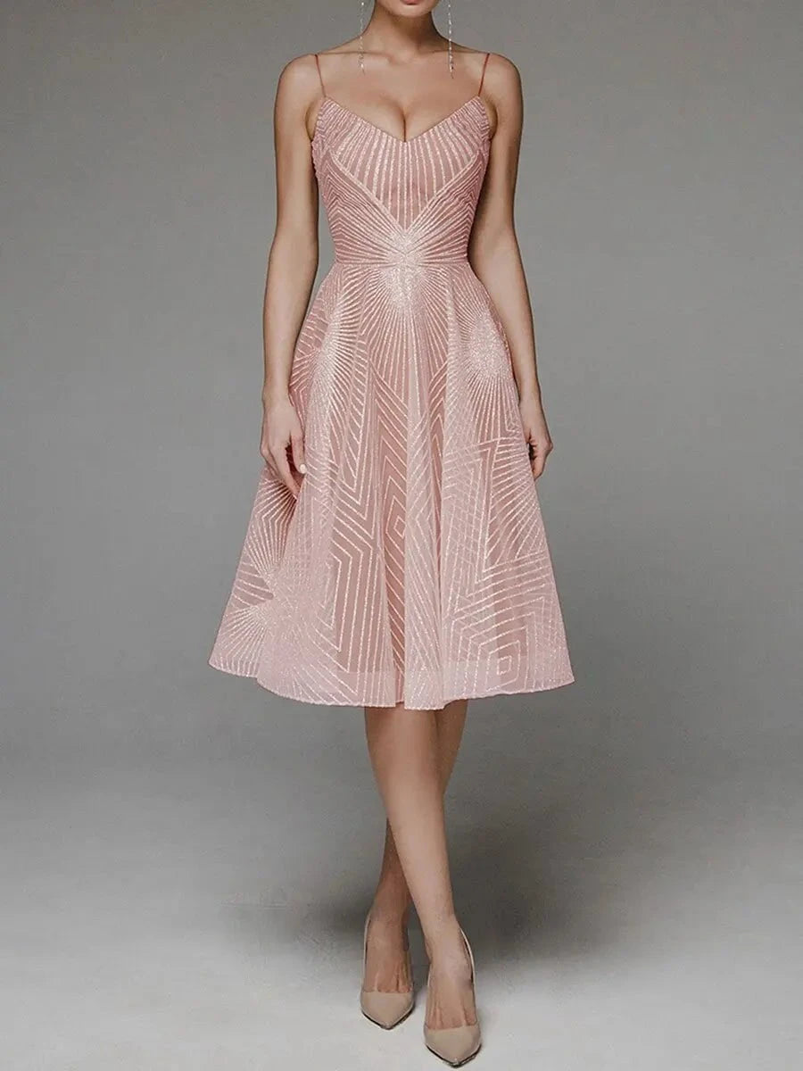 Lavinque Dress Rose / XS Robe Rose Bustier | Dentelle Ajourée | Élégance Romantique