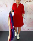 Lavinque Dress Rouge / S Robe Décontractée à Col Fendu | Manches 3/4 | Confort et Élégance
