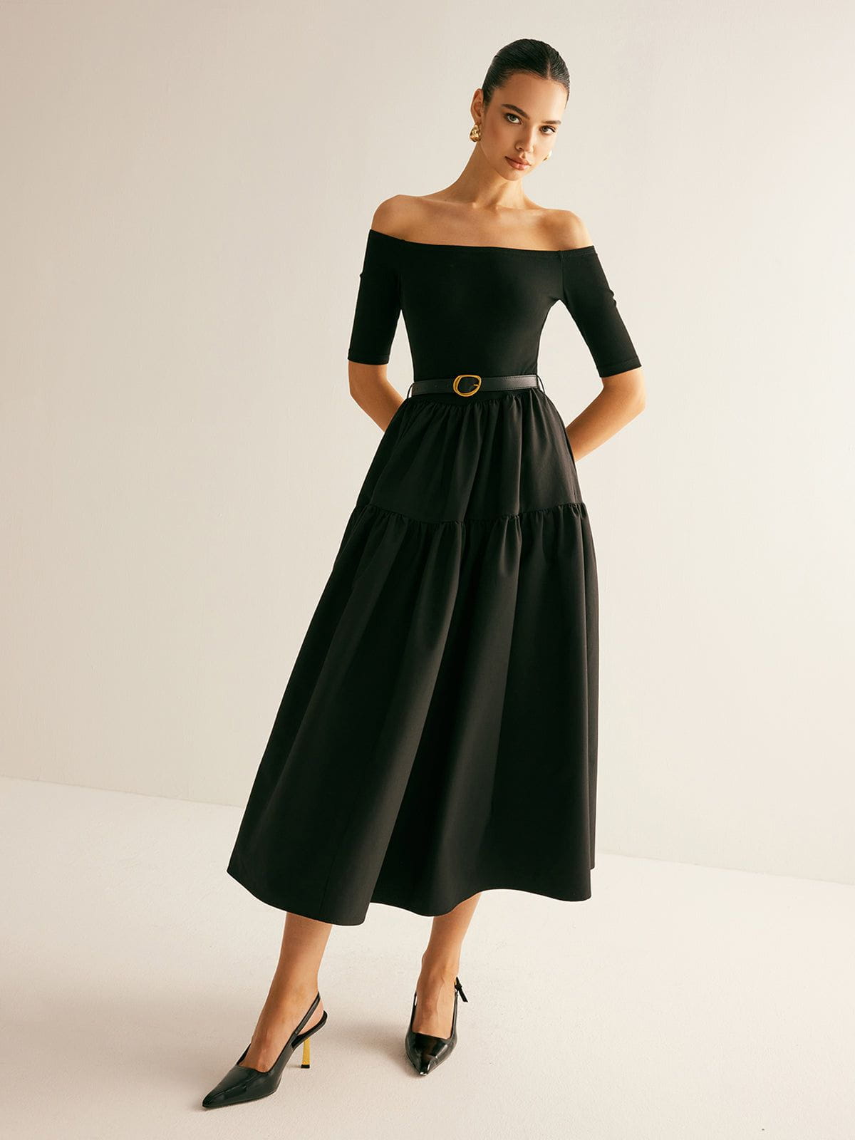 Lavinque Dresses Noir / XS Robe Épaules Dénudées Noire | Ceinturée | Élégante et Intemporelle