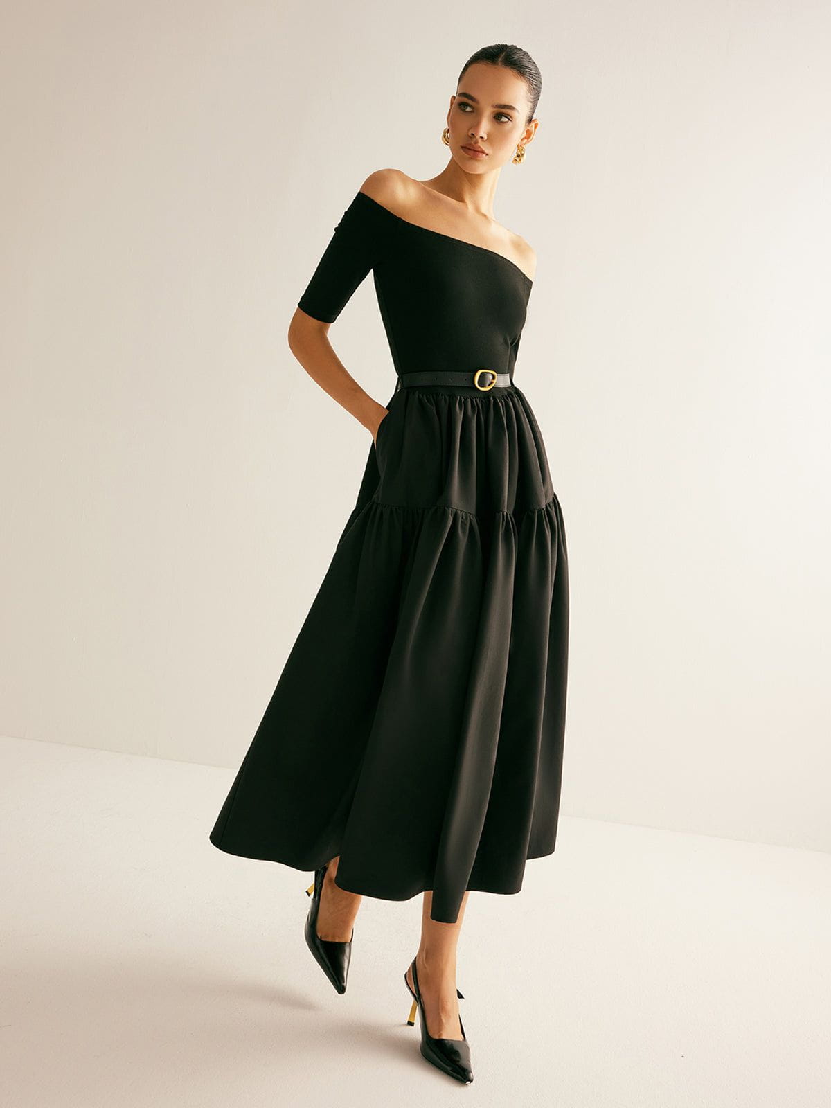 Lavinque Dresses Robe Épaules Dénudées Noire | Ceinturée | Élégante et Intemporelle