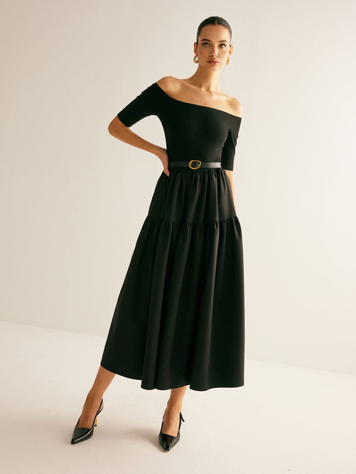 Lavinque Dresses Robe Épaules Dénudées Noire | Ceinturée | Élégante et Intemporelle