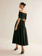 Lavinque Dresses Robe Épaules Dénudées Noire | Ceinturée | Élégante et Intemporelle
