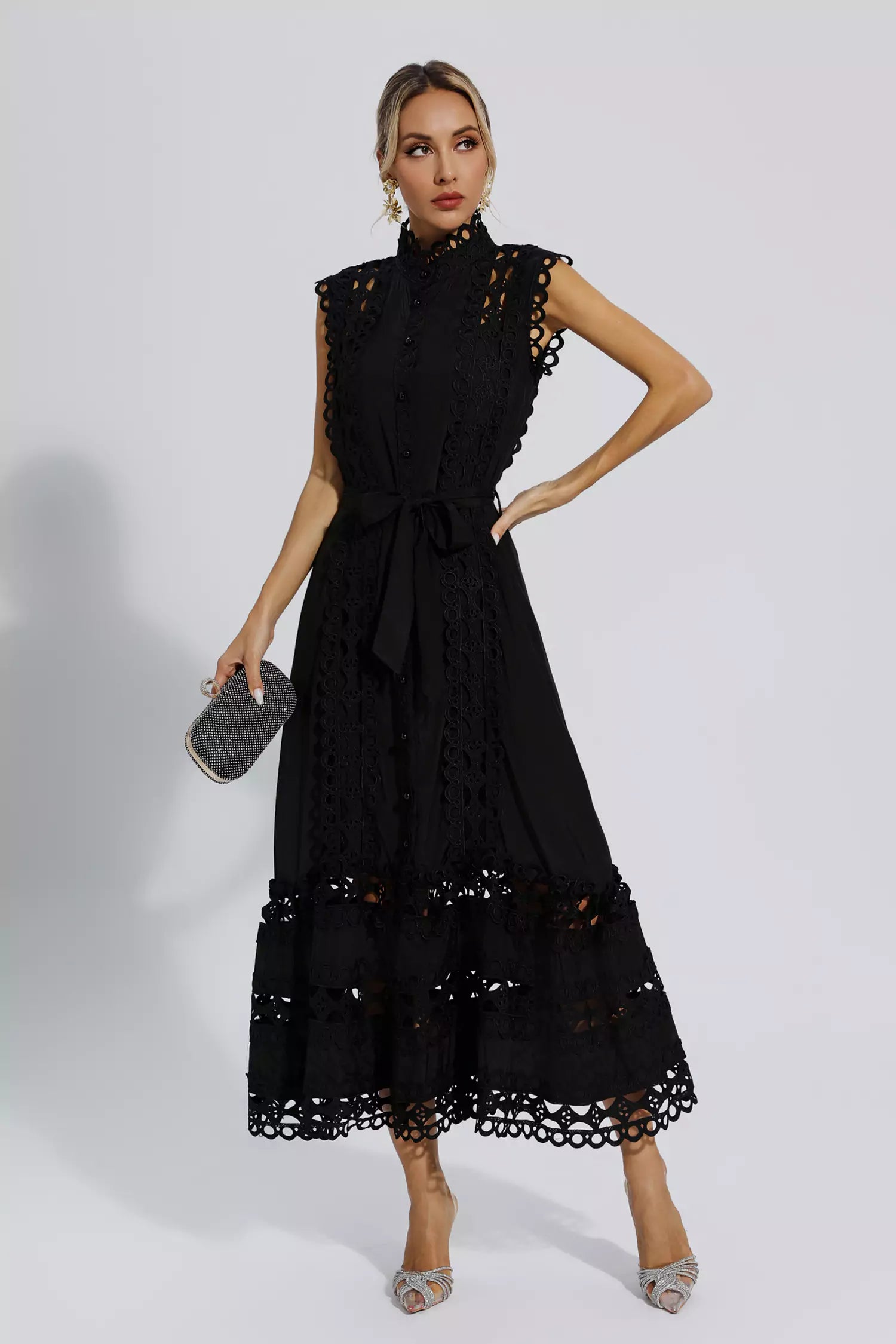Lavinque Dresses Robe Longue Brodée | Bleu Ciel | Élégante et Structurée
