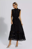 Lavinque Dresses Robe Longue Brodée | Bleu Ciel | Élégante et Structurée