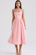 Lavinque Dresses Rose / XS Robe Blanche à Bretelles | Évasée | Minimaliste et Élégante