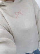 Lavinque Hoodies Gris Clair / S Sweat à Capuche avec Nœud Brodé | Confort | Doux et Féminin