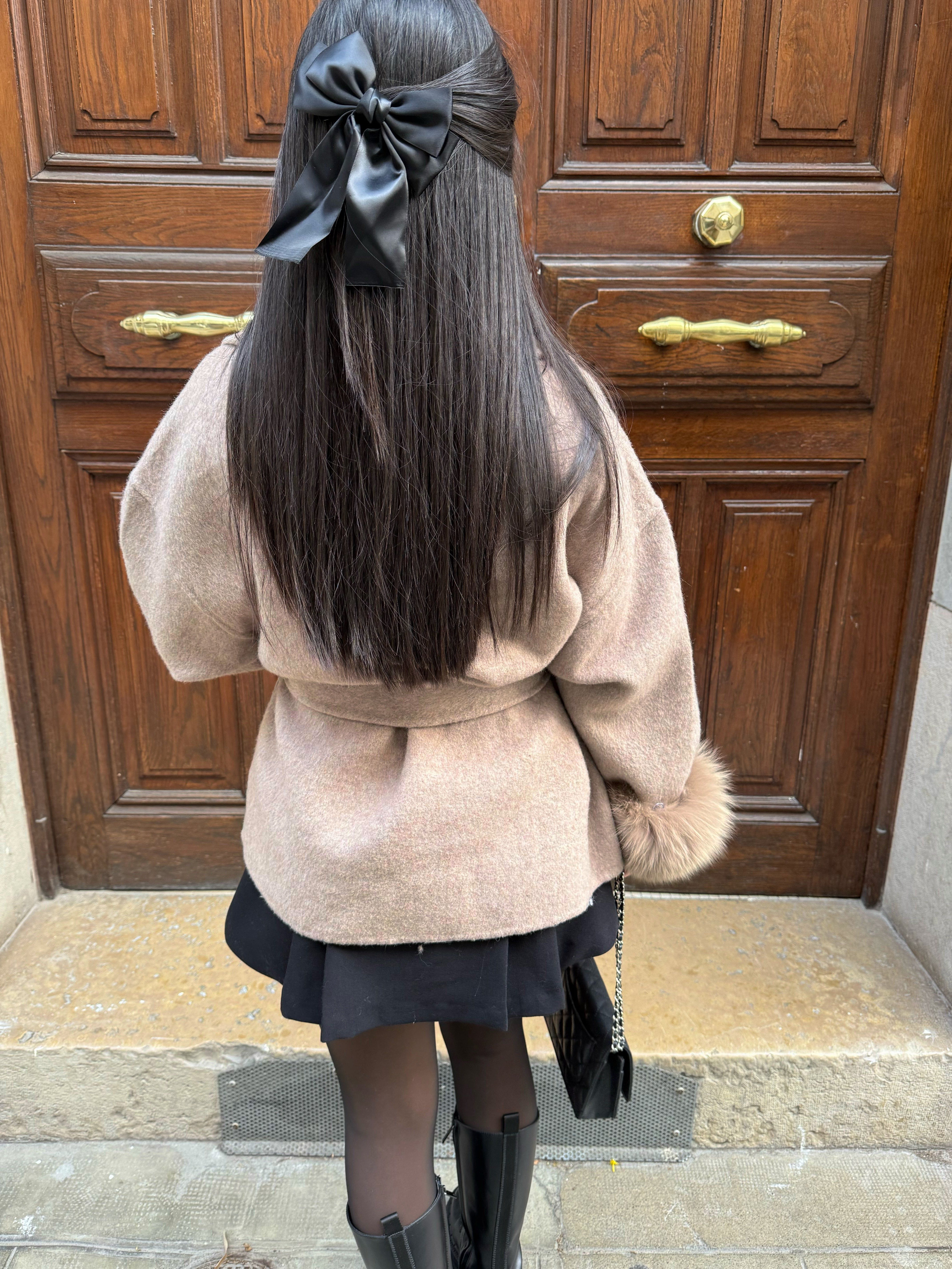 Lavinque jacket Cape Élégante avec Fausse Fourrure | Chic & Raffinée | Look Sophistiqué