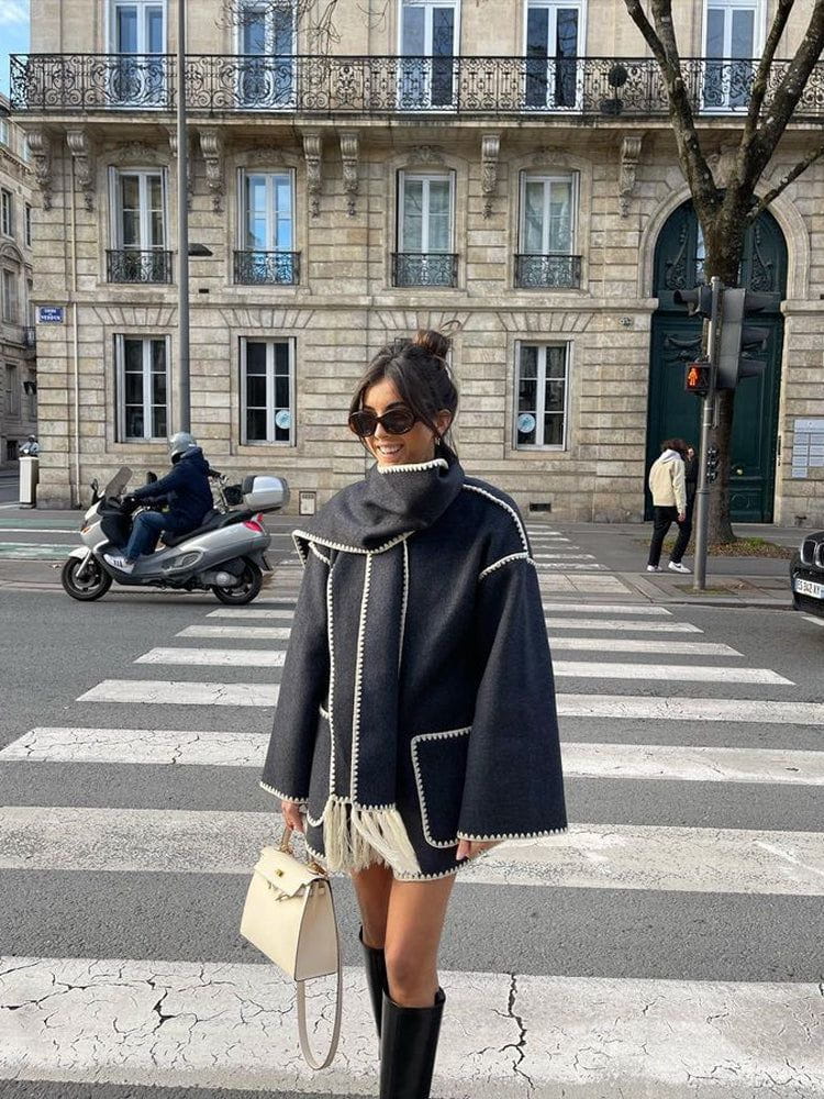 Lavinque Jacket Noir / S Manteau Cape Oversize | Chic | Élégant et Tendance