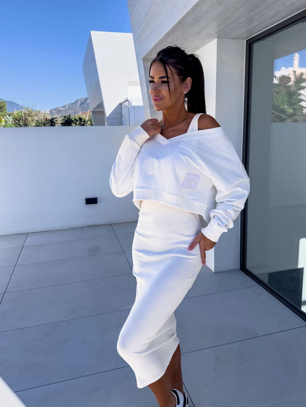 Lavinque outfit set Blanc / S Ensemble Jupe et Sweat | Moderne | Confort et Style Coloré