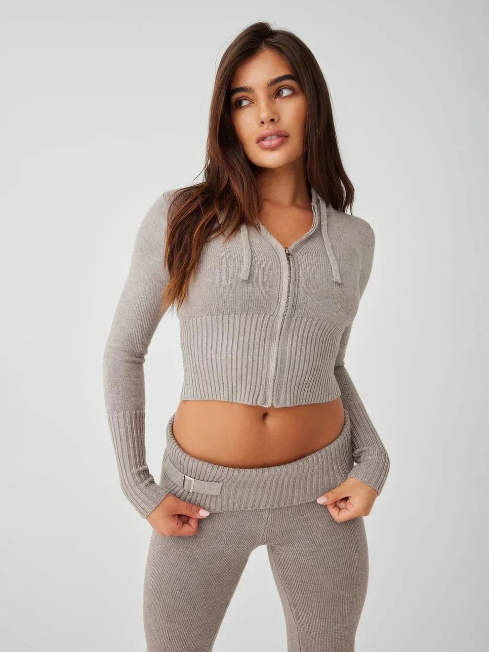 Lavinque Outfit set Ensemble Crop & Jogging Maille | Gris Taupe | Sexy & Confort Cosy