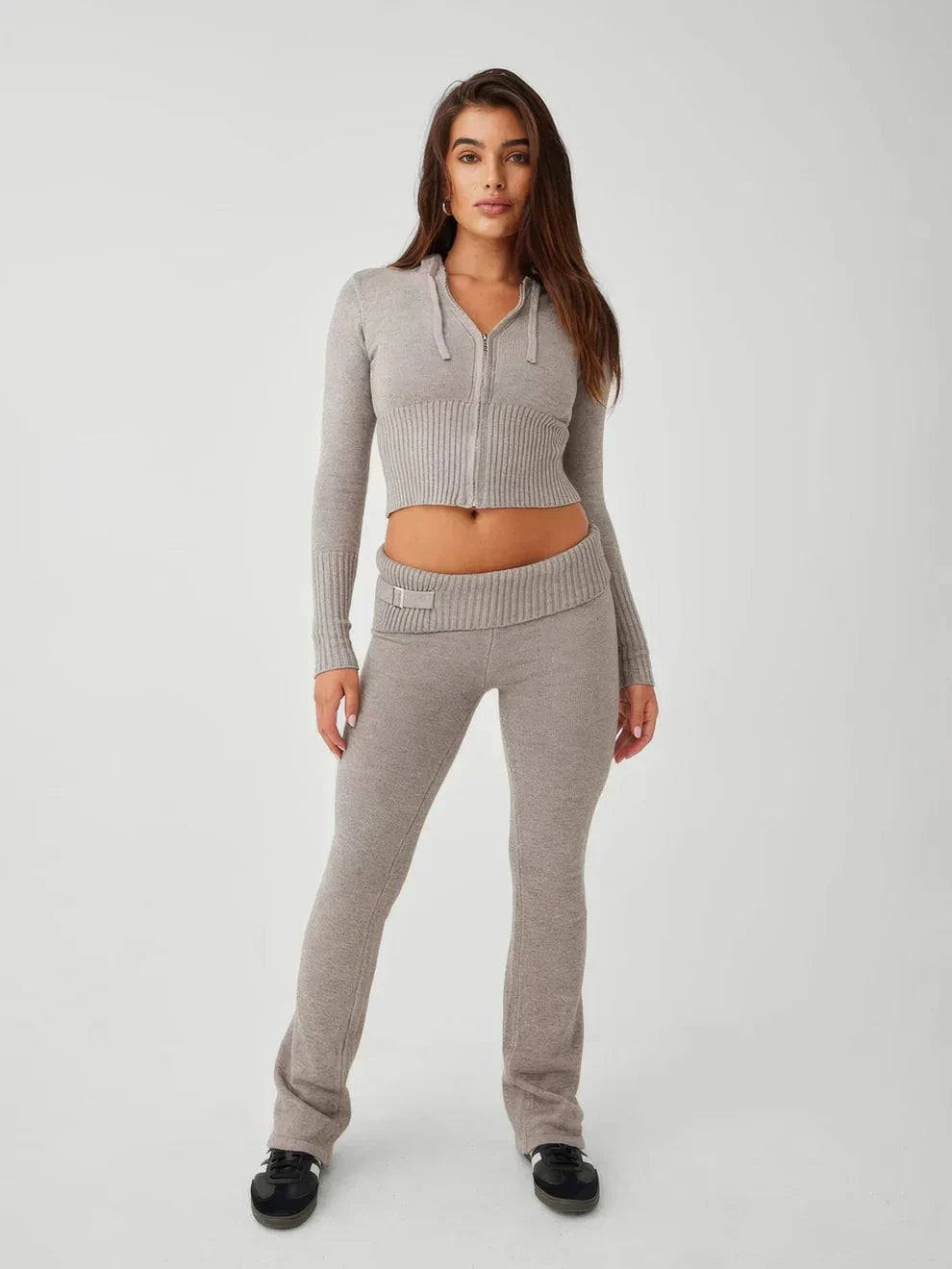 Lavinque Outfit set Ensemble Crop & Jogging Maille | Gris Taupe | Sexy & Confort Cosy