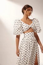 Lavinque outfit set Ensemble Crop Top et Jupe Fendue à Pois | Audacieux | Léger et Glamour