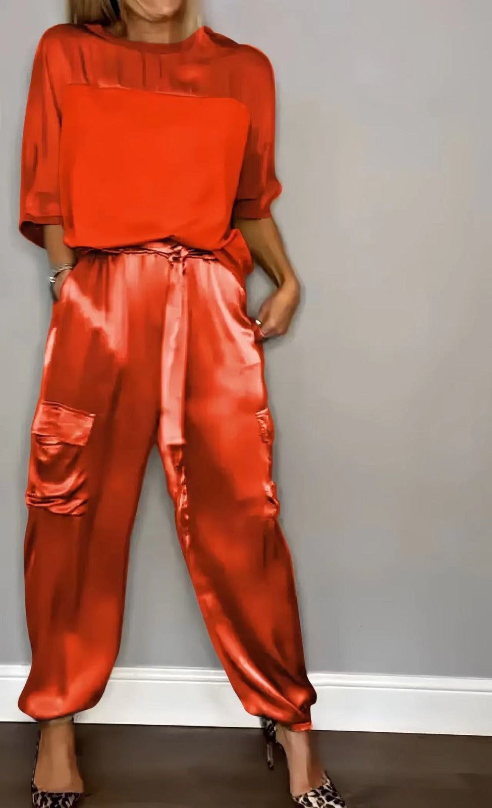 Lavinque Outfit set Rouge / S Ensemble Satiné Élégant | Champagne Doré | Brillance et Raffinement