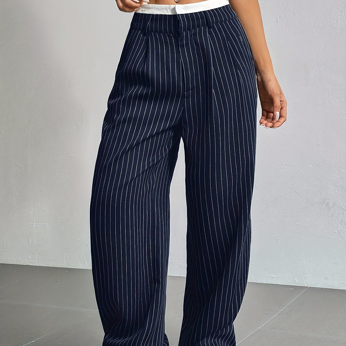 Lavinque Pants Bleu Marine / S Pantalon Large à Rayures | Bleu Marine | Street et Structuré
