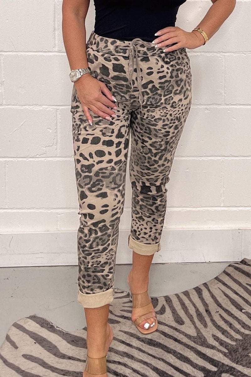 Lavinque Pants Léopard brun / S Pantalon Camouflage Décontracté | Confort & Style | Look Tendance