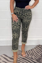 Lavinque Pants Léopard vert armée / S Pantalon Camouflage Décontracté | Confort & Style | Look Tendance