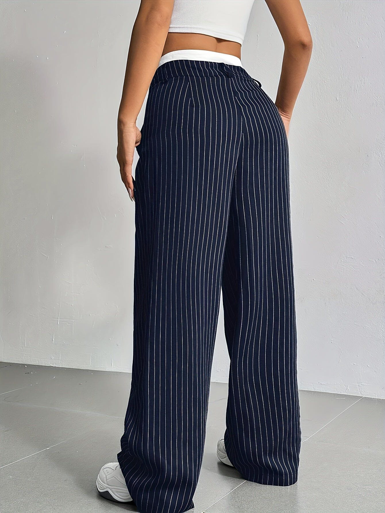 Lavinque Pants Pantalon Large à Rayures | Bleu Marine | Street et Structuré