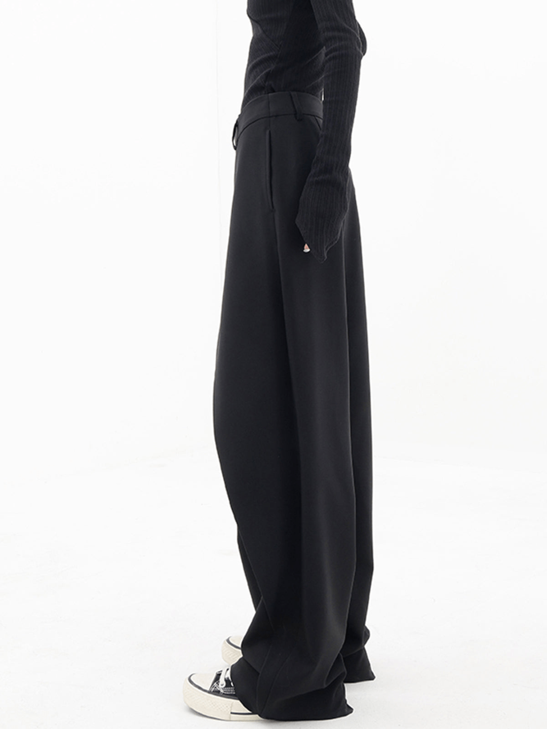 Lavinque Pants Pantalon Large Noir | Effet Drapé | Moderne et Structuré