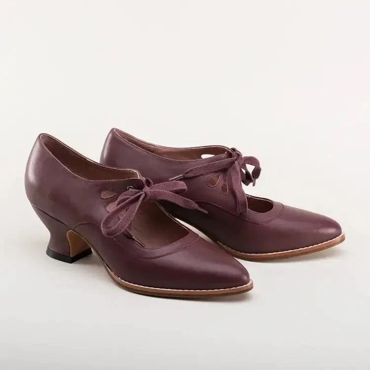 Lavinque Sandals Cramoisi / 35 Chaussures Vintage à Talon Bas | Élégance Rétro | Confort et Style Intemporel