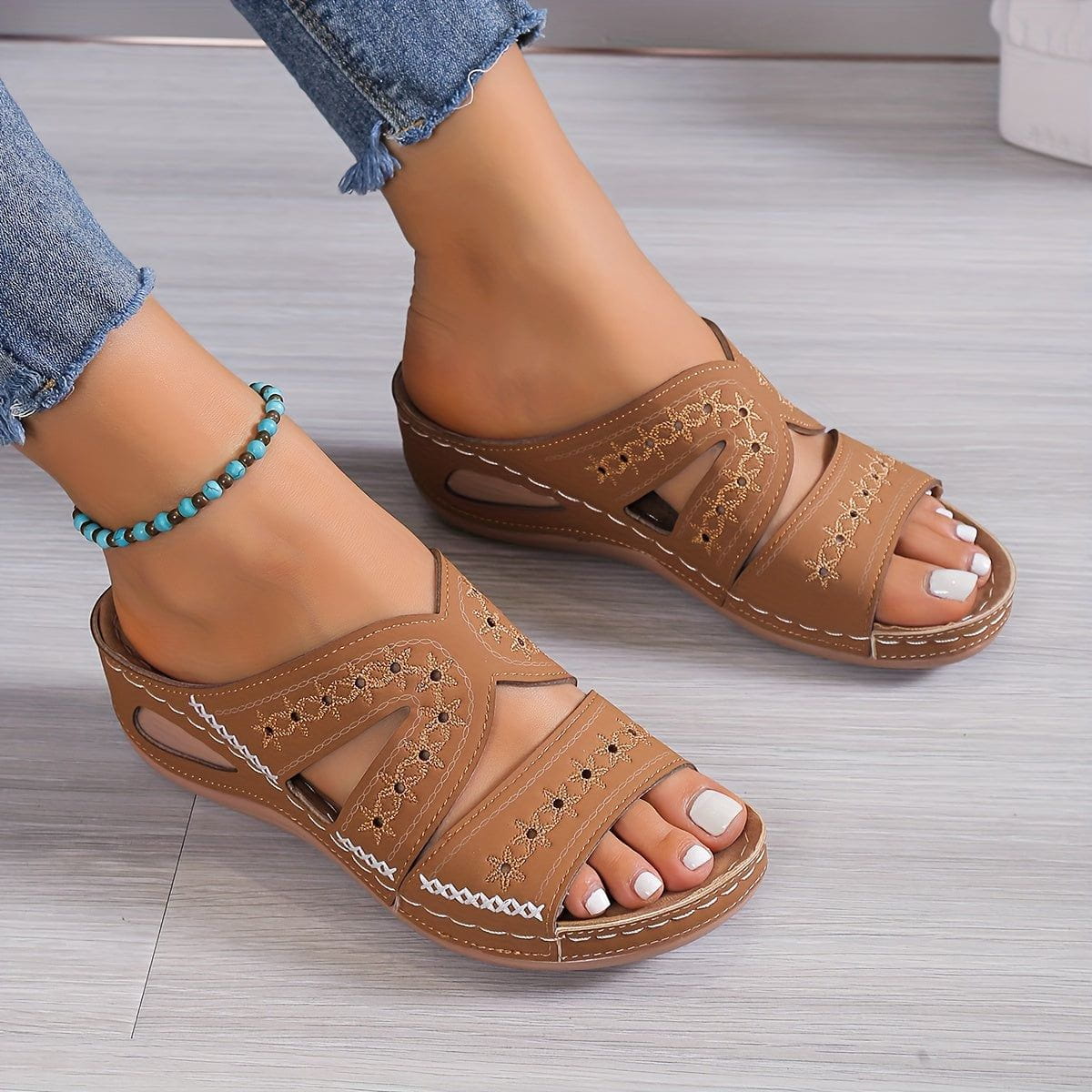 Lavinque Sandals Marron clair / 35 Sandales Compensées Confort | Élégance & Soutien | Idéales pour l'Été
