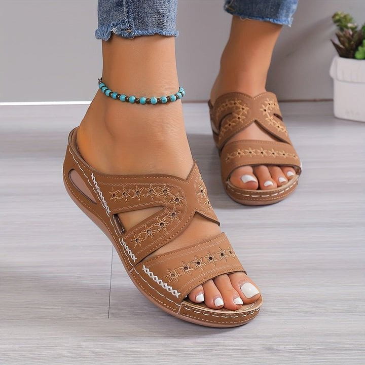 Lavinque Sandals Marron clair / 35 Sandales Confort | Bleu Marine | Légèreté et Maintien Optimal