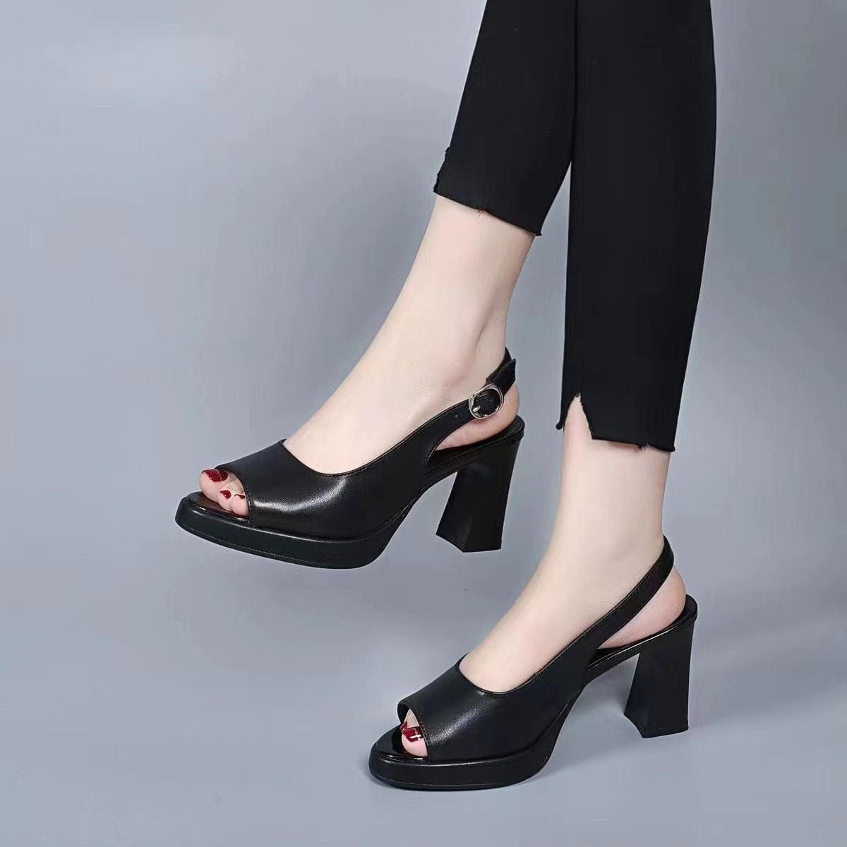 Lavinque Sandals Noir / 35 Sandales à Talons Hauts | Noires | Élégance et Modernité