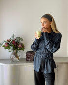 Lavinque Shirts Chemise Satinée Cintrée | Noir | Style Chic et Moderne