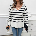 Lavinque Sweater Blanc / S Pull Oversize Rayé | Col V | Confort et Style Décontracté