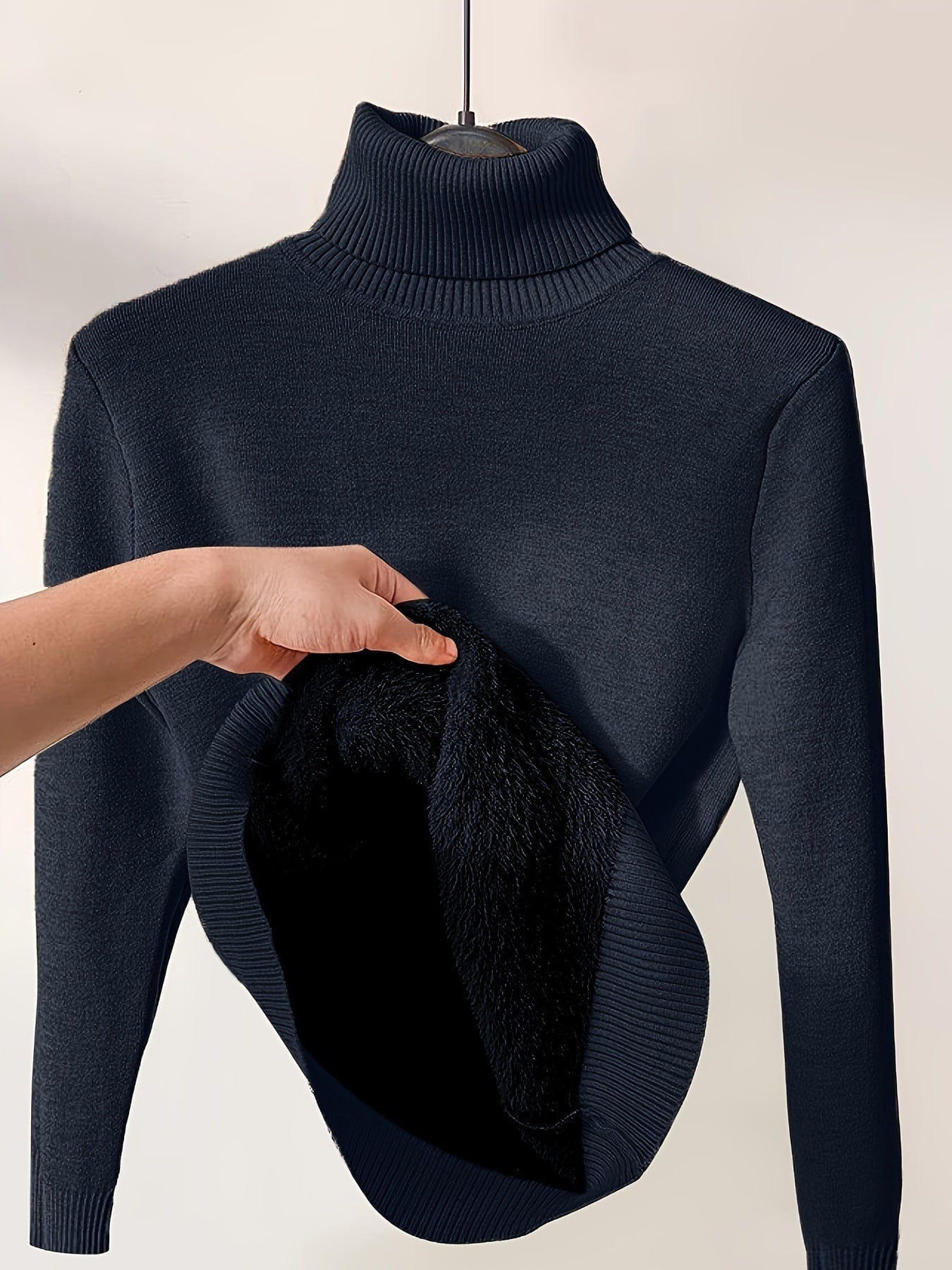 Lavinque Sweater Bleu Marine / XS Pull col roulé doublé | Blanc | Chaleur et élégance hivernale