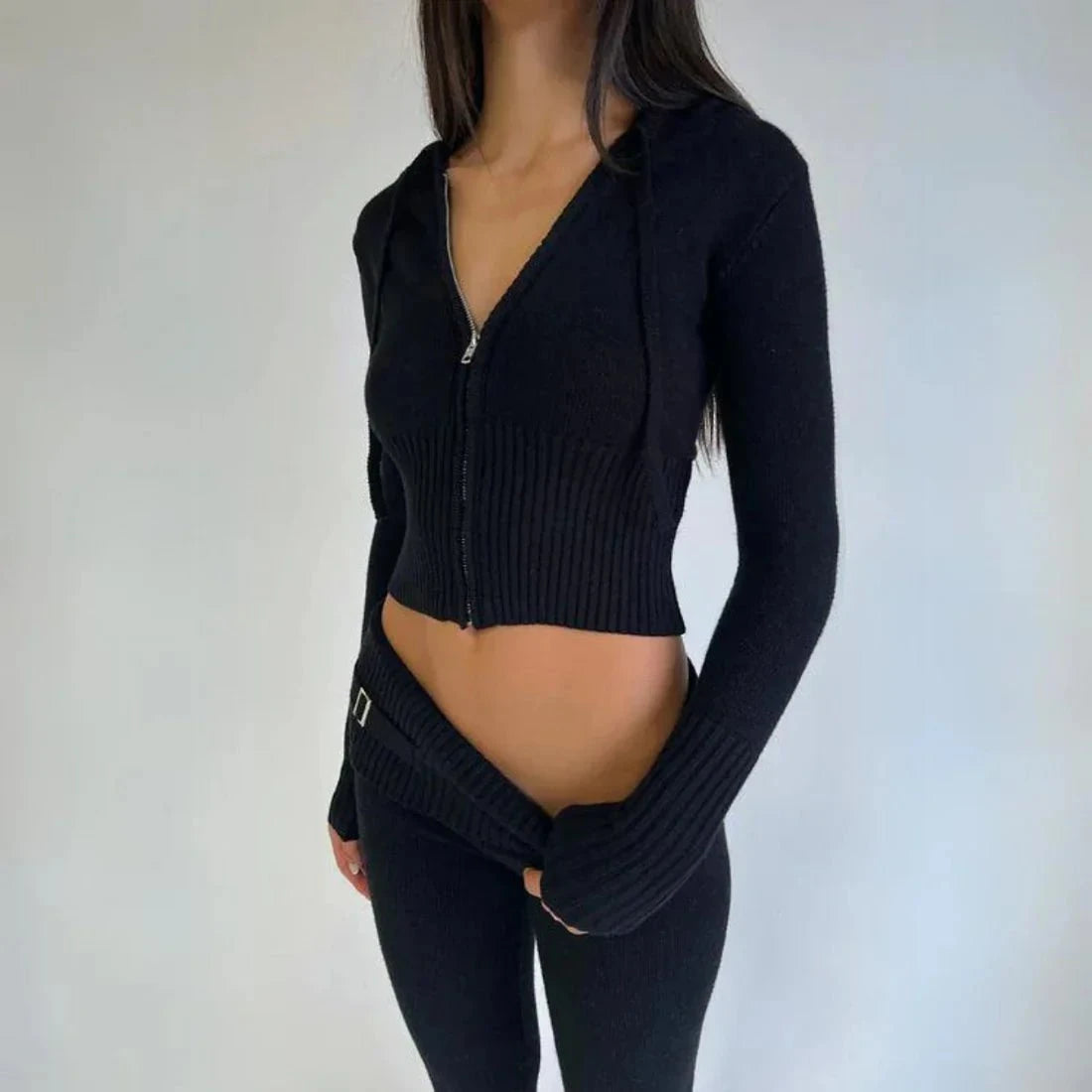 Lavinque Sweater Noir / XS Gilet Court Femme | Tricot Côtelé & Capuche | Look Moderne et Confortable