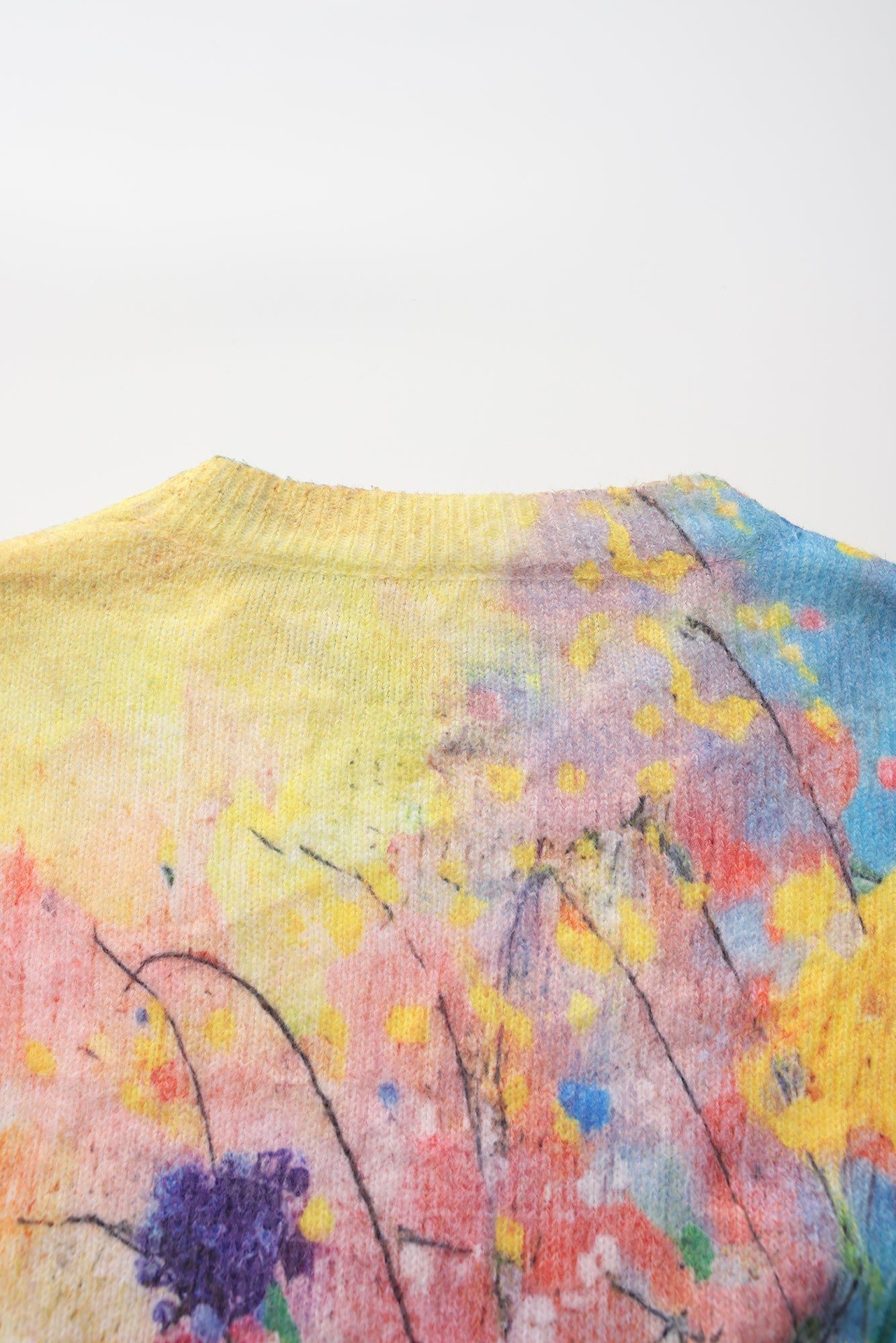 Lavinque Sweater Pull Artiste | Imprimé Floral Peint | Doux et Original