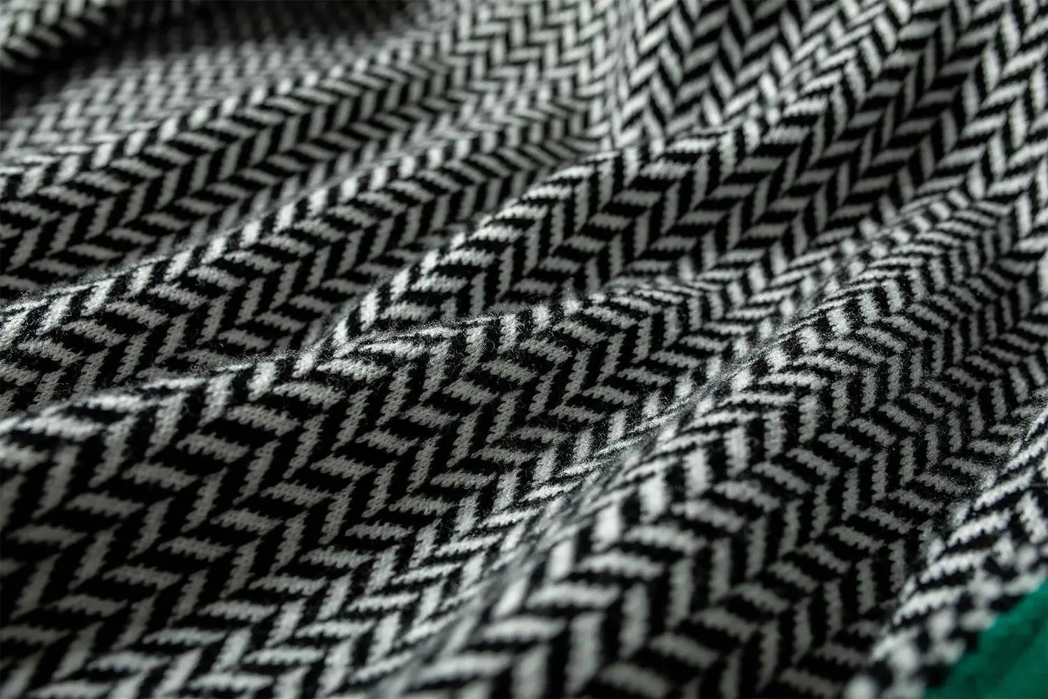 Lavinque Sweater Pull Col Montant | Maille Chaude | Élégant et Moderne