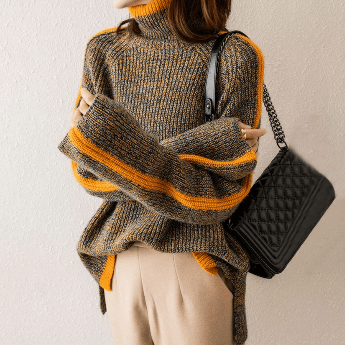 Lavinque Sweater Pull Col Roulé à Rayures Orange | Manches Évasées | Rétro & Chaleureux