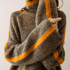 Lavinque Sweater Pull Col Roulé à Rayures Orange | Manches Évasées | Rétro & Chaleureux