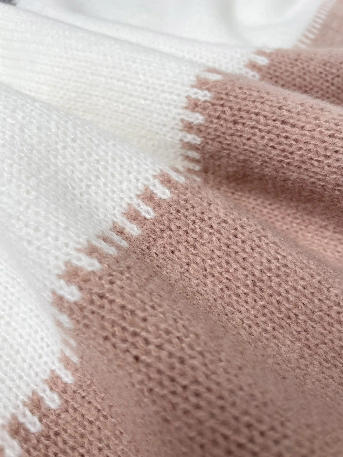 Lavinque Sweater Pull Léopard Bicolore | Col Rond | Chaleureux et Tendance