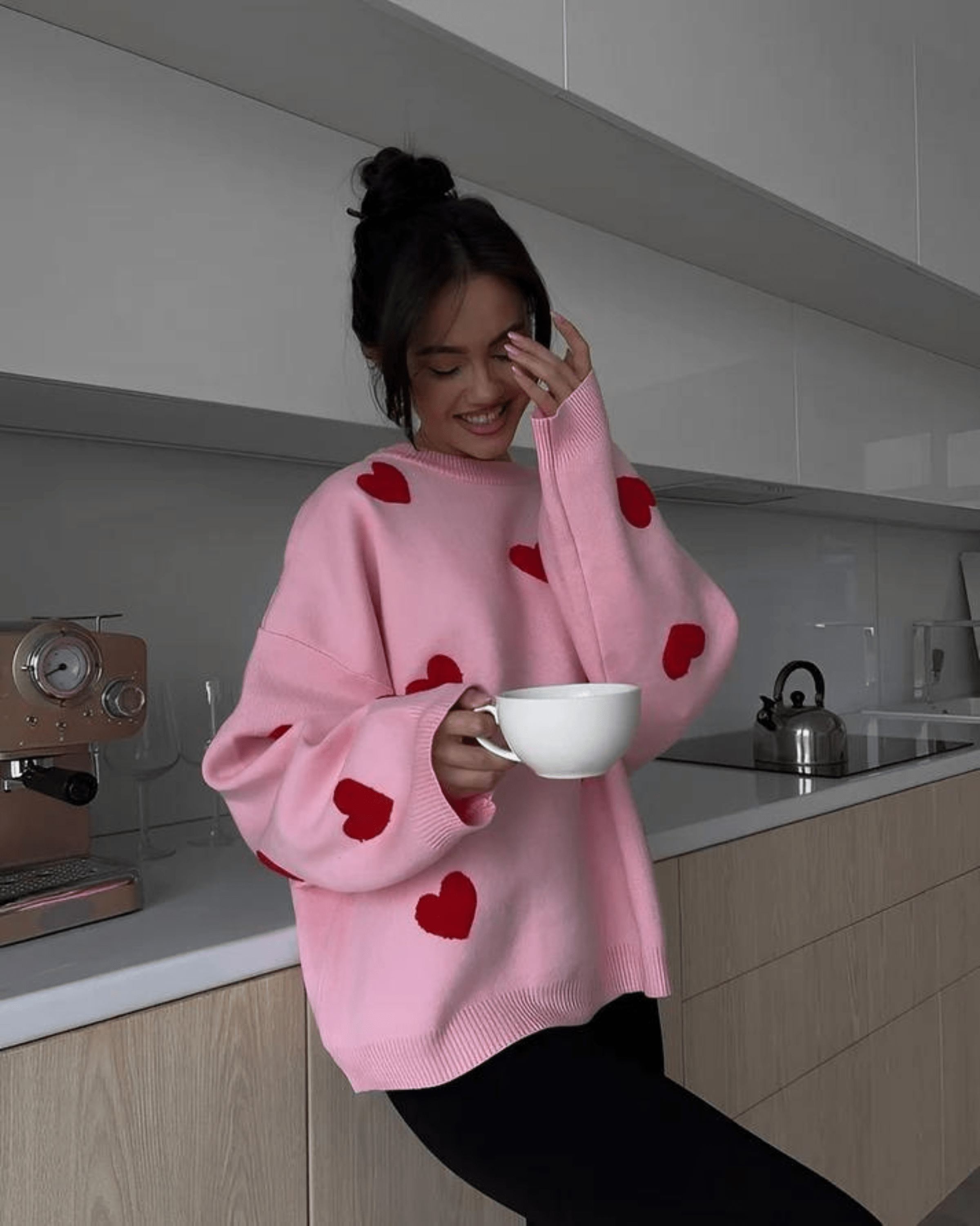Lavinque Sweater Rose / S Pull Oversize Femme | Motif Cœurs & Douceur | Look Cosy et Tendance