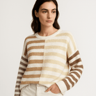 Lavinque Sweaters Pull Rayé Asymétrique | Blanc et Tons Naturels | Douillet & Moderne
