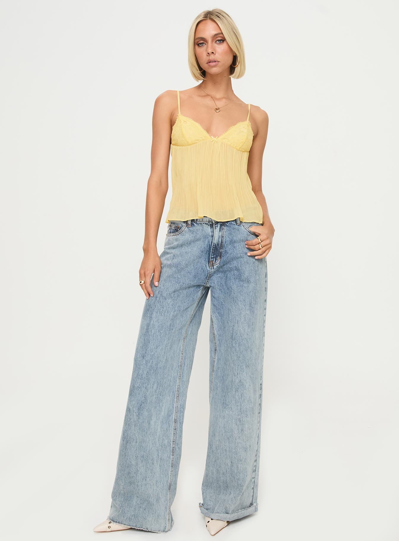 Lavinque Tops Top à Bretelles Jaune Pastel | Fluide & Léger | Décolleté Féminin