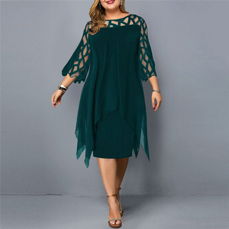 Robe fluide col ajouré